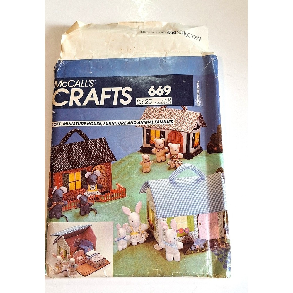 1982 McCalls Crafts 669 Miniature House Furniture Animal Pattern uncut